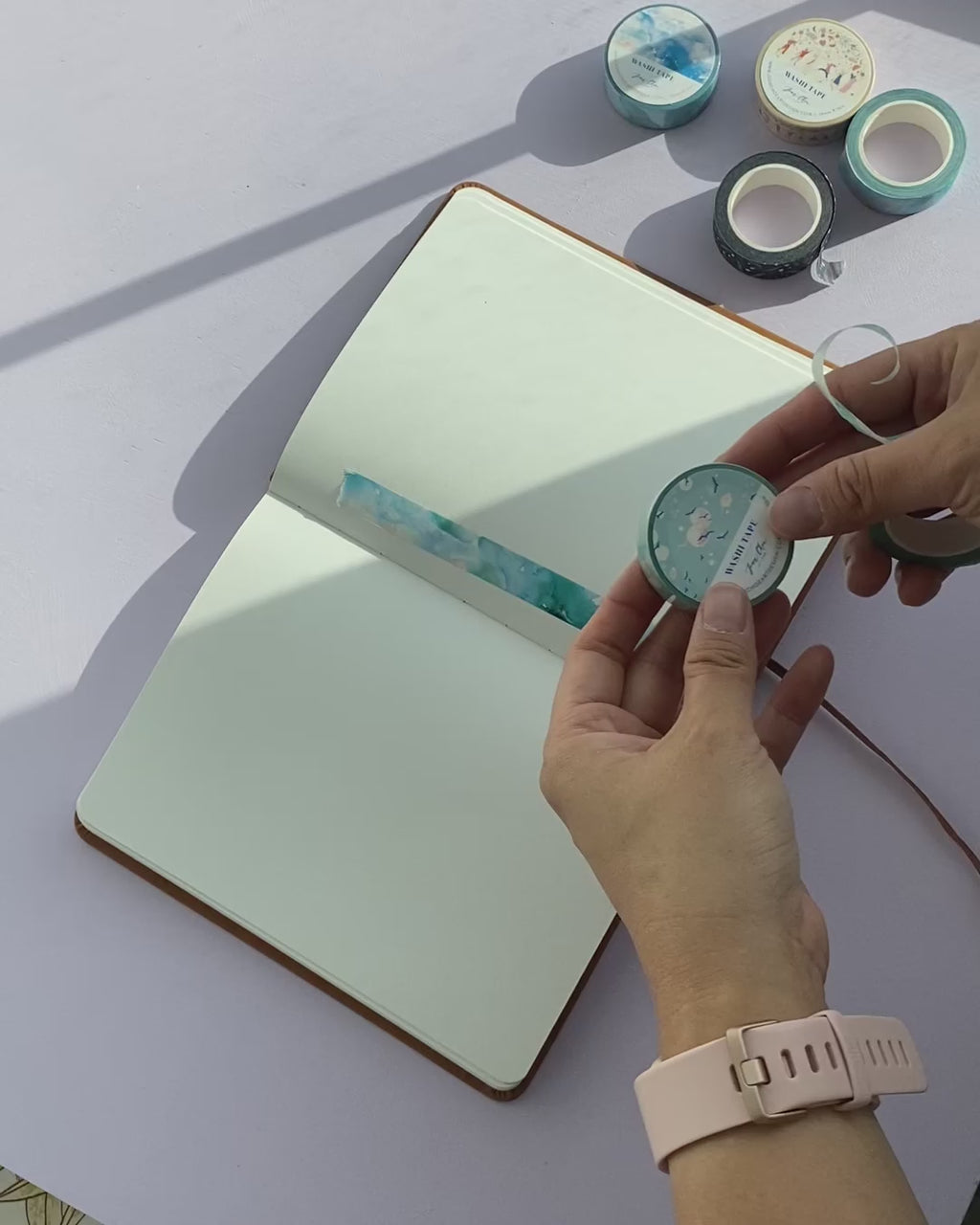 Video showing Jean Choe's washi tape with her sky and bird design